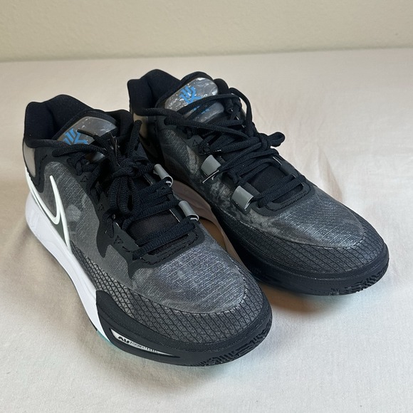 Nike Kyrie 8 Black/Mercury Grey-White New In Box DJ6017-001